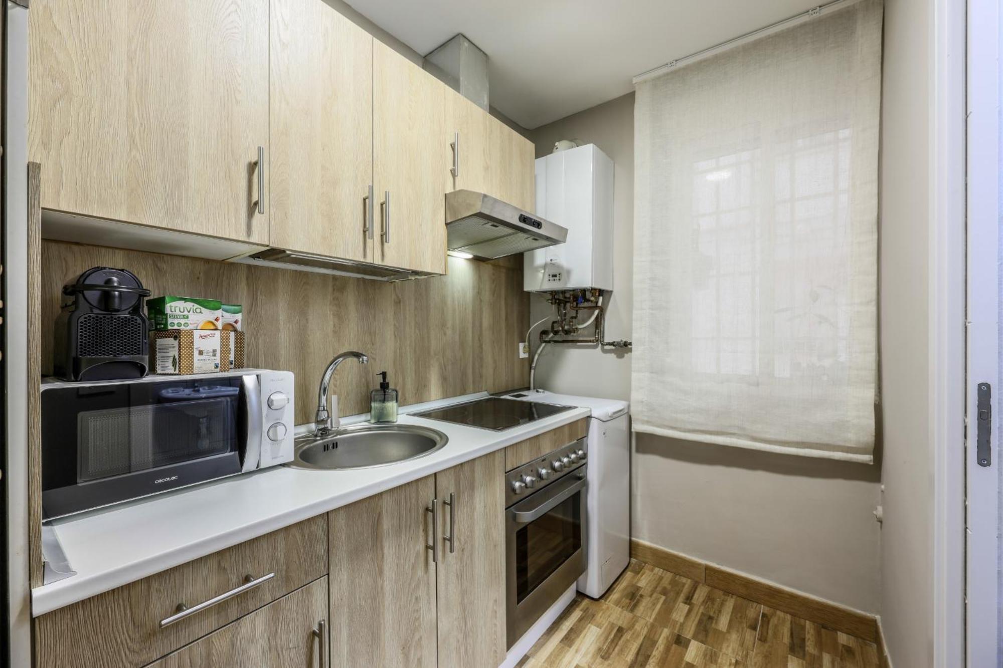 Nuevo Apartamento Funcional En Chamberi Madrid Exterior photo
